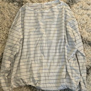 Lululemon back in action long sleeve - size 12